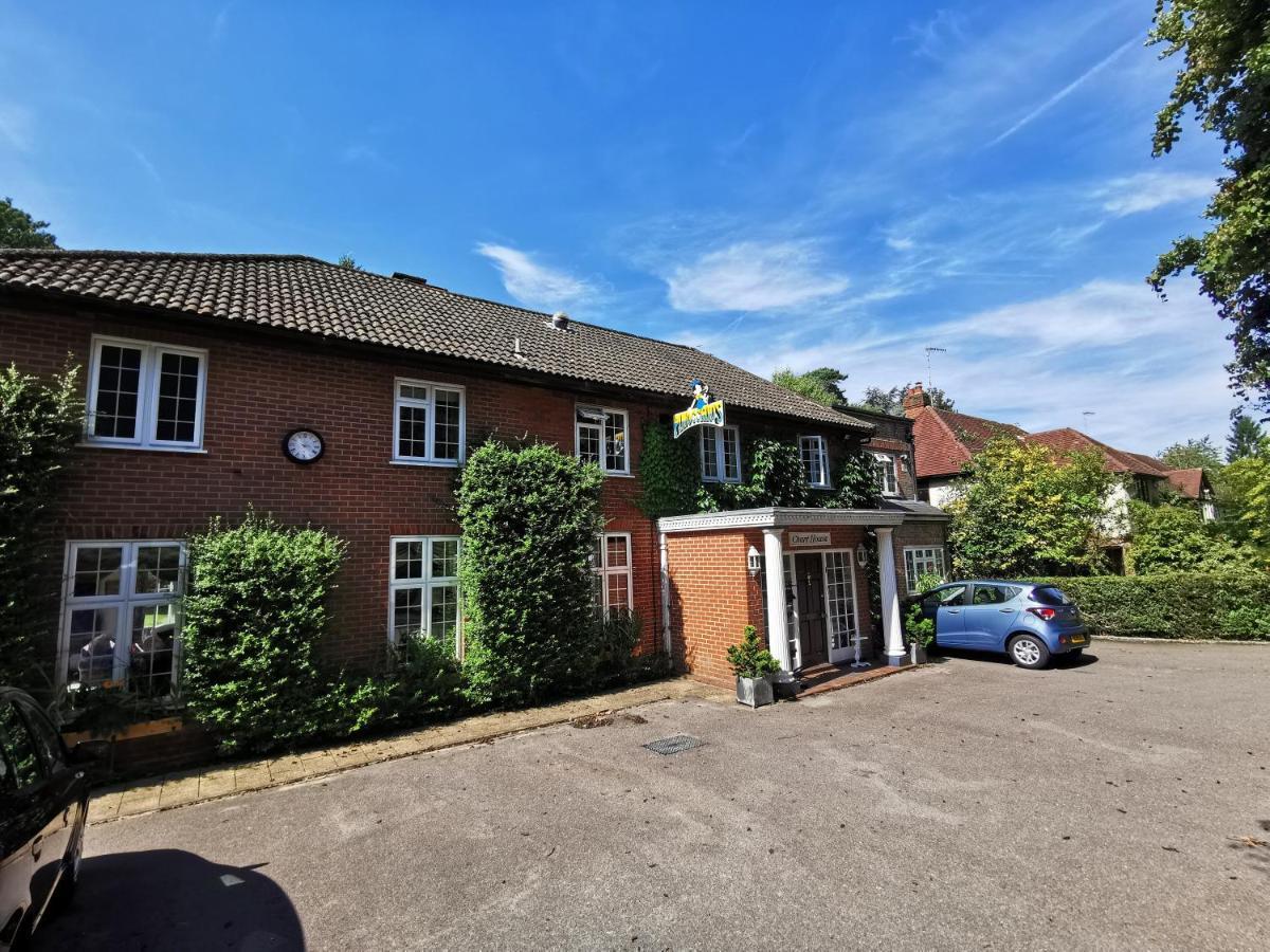 Chart House Dorking